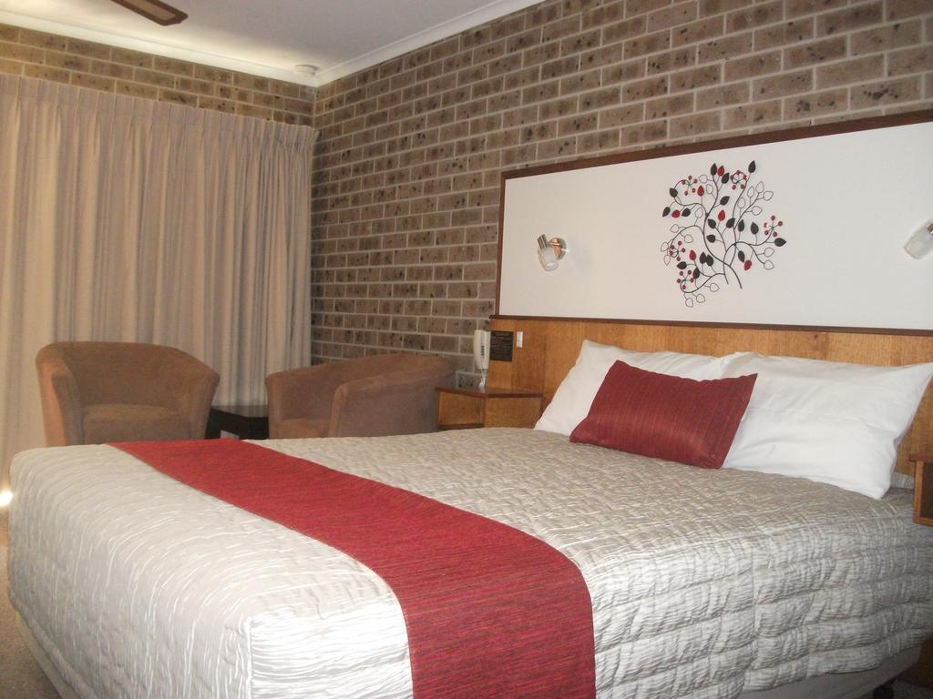 Idlewilde Town & Country Motor Inn Памбула Номер фото